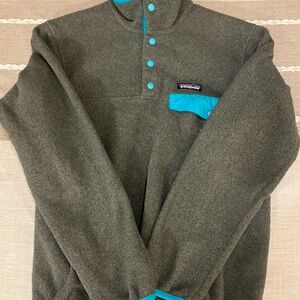 XS Patagonia Synchilla Gray and Teal Pullover Outdoor Winter Staple Fleece